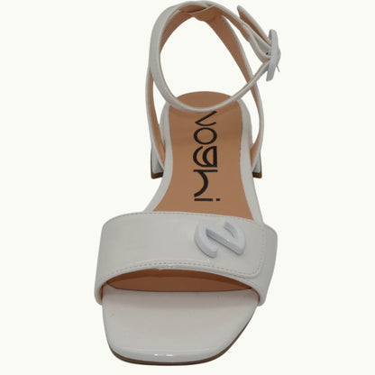 Sandalia efecto Charol NOBU-01